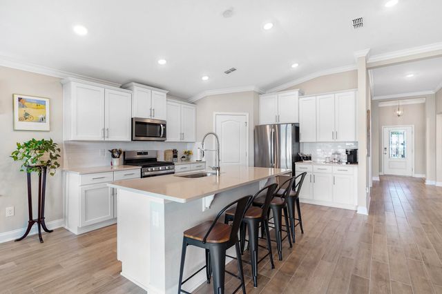448 Narvarez Ave, St Augustine, FL 32084