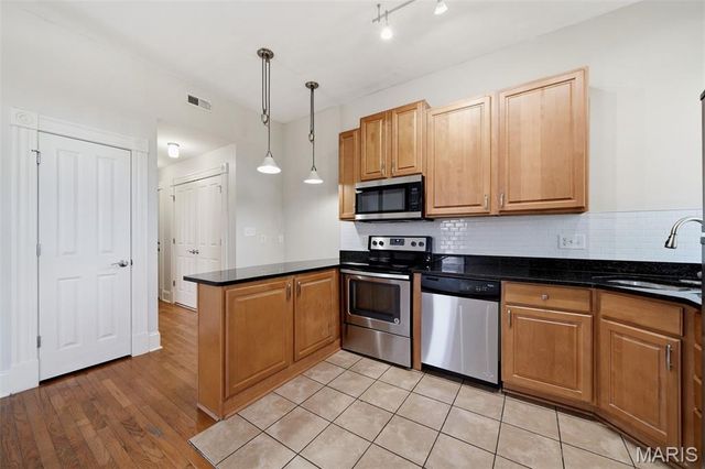 4249 Arco Avenue, St Louis, MO 63110