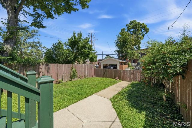 4249 Arco Avenue, St Louis, MO 63110