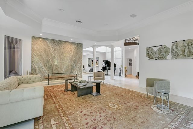5819 Flintshire Lane, Dallas, TX 75252