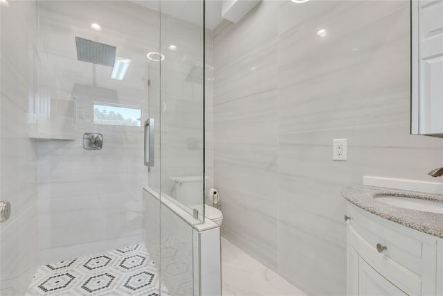 5819 Flintshire Lane, Dallas, TX 75252