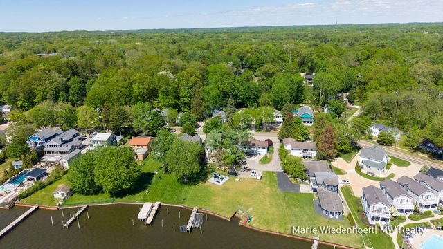 722 Lake Street, Saugatuck City, MI 49453