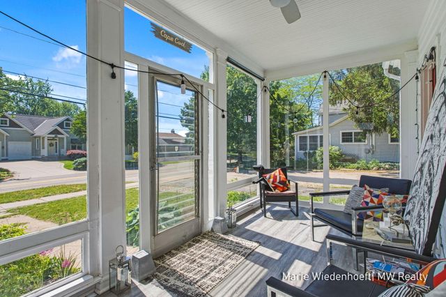 722 Lake Street, Saugatuck City, MI 49453