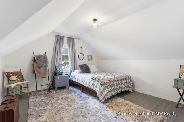 722 Lake Street, Saugatuck City, MI 49453