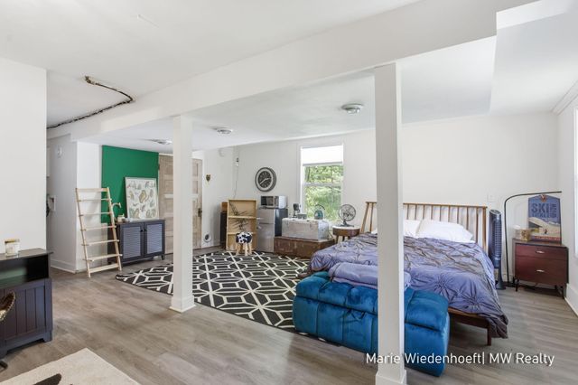 722 Lake Street, Saugatuck City, MI 49453