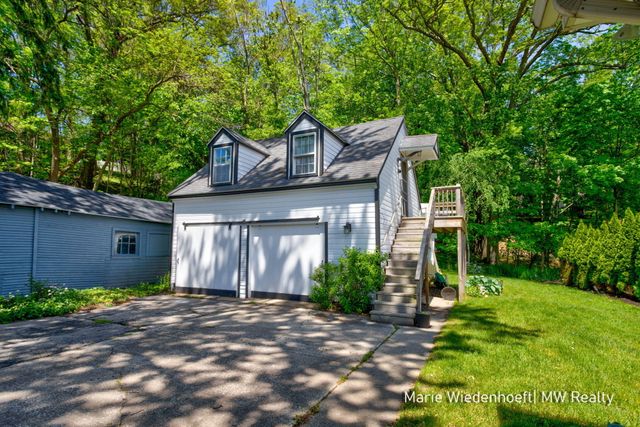 722 Lake Street, Saugatuck City, MI 49453