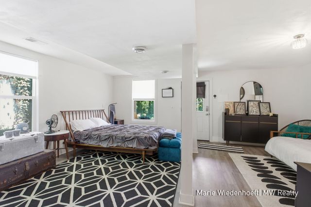 722 Lake Street, Saugatuck City, MI 49453