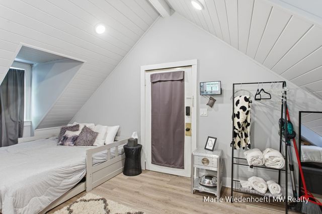 722 Lake Street, Saugatuck City, MI 49453