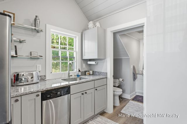 722 Lake Street, Saugatuck City, MI 49453