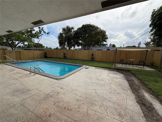 1901 NW 1st Ave, Pompano Beach, FL 33060