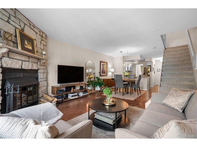2793 E Nichols Cir, Littleton, CO 80122