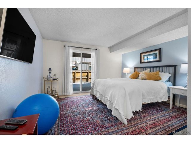 2793 E Nichols Cir, Littleton, CO 80122