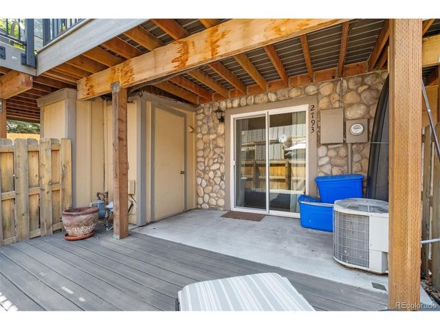 2793 E Nichols Cir, Littleton, CO 80122