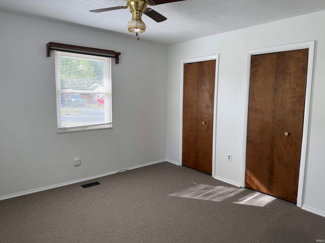 2612 Hawthorne Avenue, Evansville, IN 47714