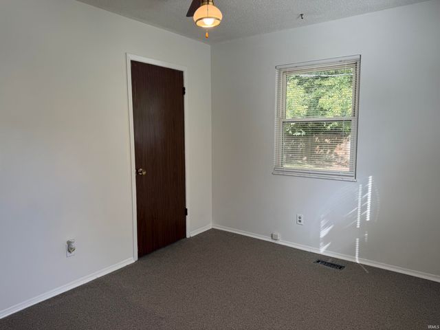 2612 Hawthorne Avenue, Evansville, IN 47714