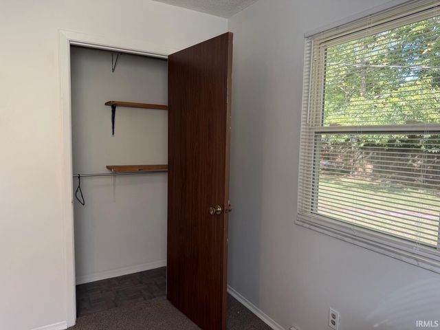 2612 Hawthorne Avenue, Evansville, IN 47714