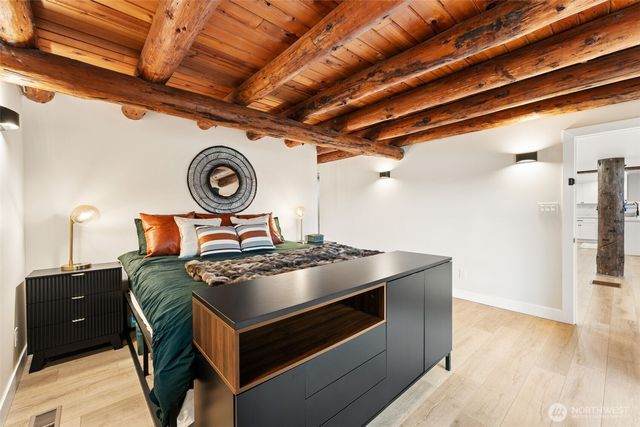 6358 S Island Drive E, Bonney Lake, WA 98391