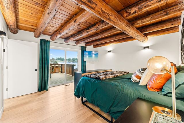 6358 S Island Drive E, Bonney Lake, WA 98391