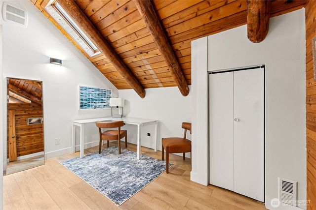 6358 S Island Drive E, Bonney Lake, WA 98391