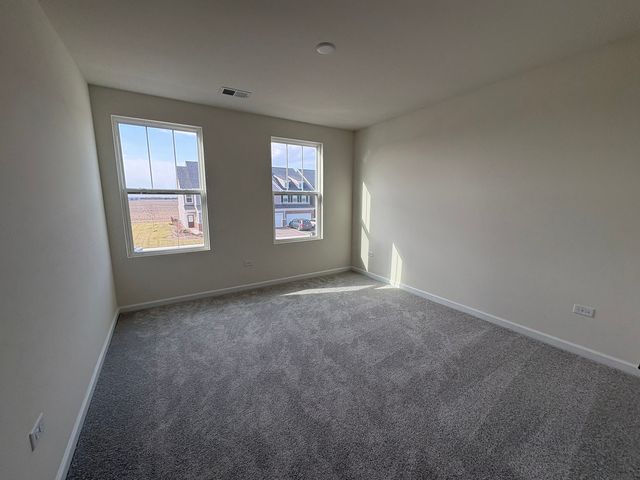 2208 Ryegrass Lane 78004, Bolingbrook, IL 60490