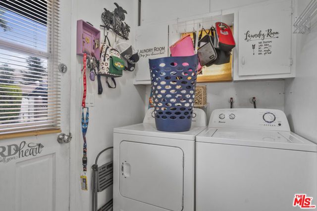 505 W 1st Street, Azusa, CA 91702