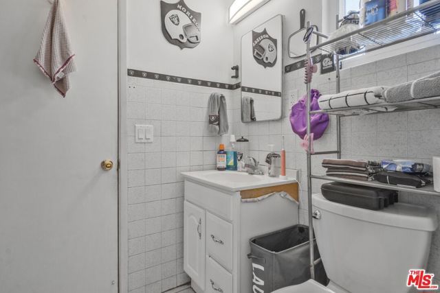 505 W 1st Street, Azusa, CA 91702