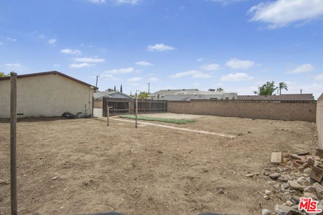 505 W 1st Street, Azusa, CA 91702