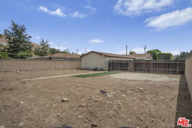505 W 1st Street, Azusa, CA 91702