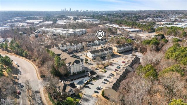 2806 Bedford Green Drive 102, Raleigh, NC 27604