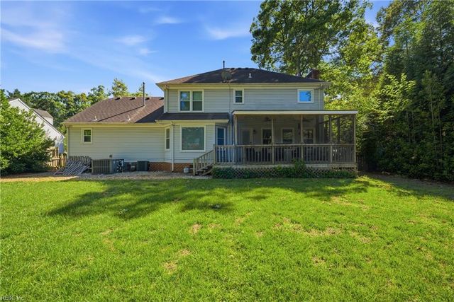 336 Spice Bush CT, Chesapeake, VA 23320