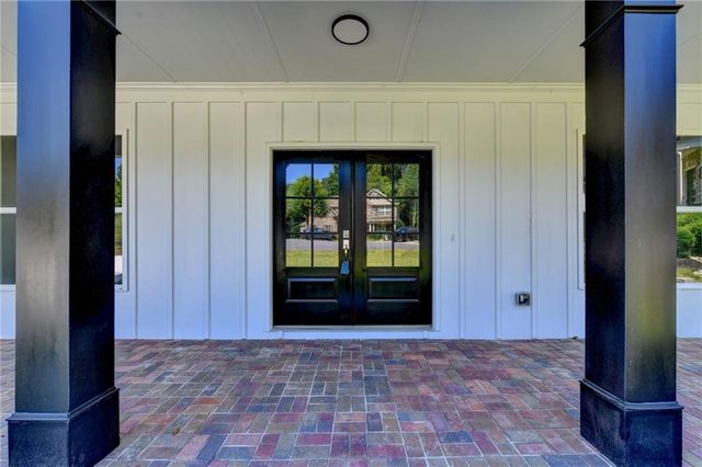 9135 Fox Trail Lane, Gainesville, GA 30506
