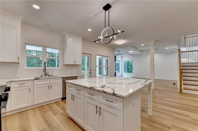 9135 Fox Trail Lane, Gainesville, GA 30506