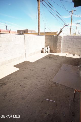 7303 Dale Road 10, El Paso, TX 79915