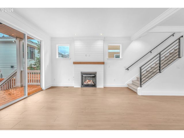 6471 Se RAMONA St A, Portland, OR 97206