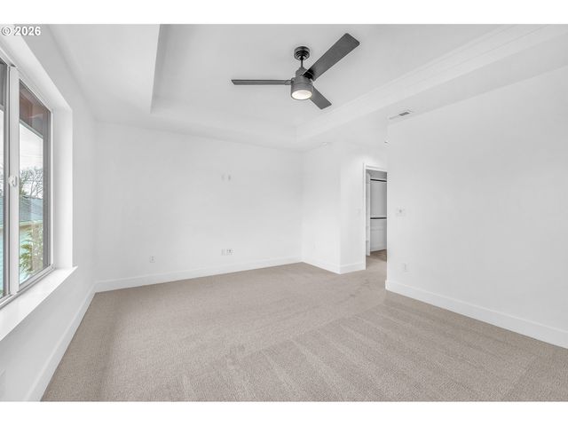 6471 Se RAMONA St A, Portland, OR 97206