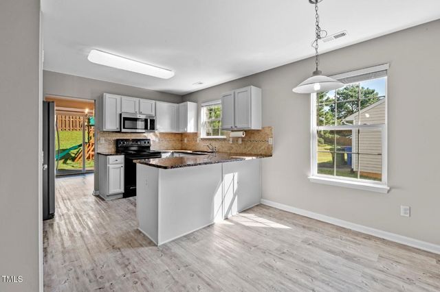 1757 Whitbrook Court, Fuquay Varina, NC 27526