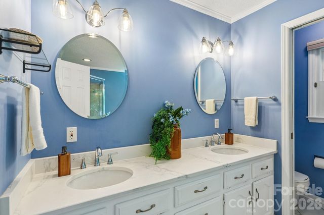 2349 Maria Lynn Court, Gastonia, NC 28056