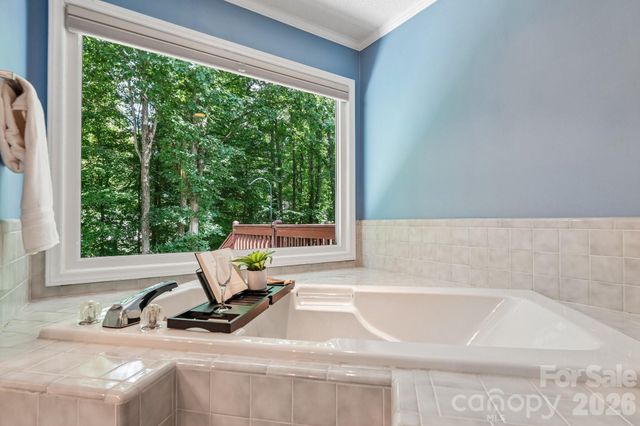2349 Maria Lynn Court, Gastonia, NC 28056