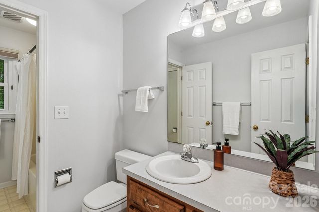 2349 Maria Lynn Court, Gastonia, NC 28056