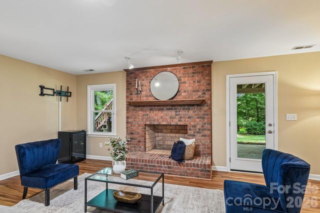 2349 Maria Lynn Court, Gastonia, NC 28056