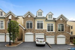 11A Forshee Circle, Montvale, NJ 07645