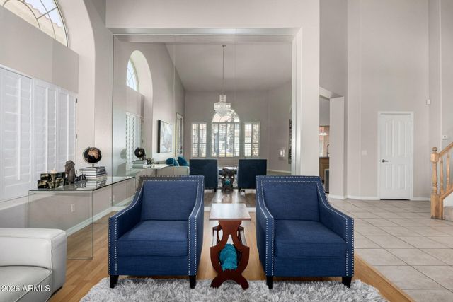 5845 W CHARTER OAK Road, Glendale, AZ 85304