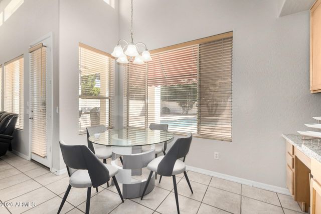 5845 W CHARTER OAK Road, Glendale, AZ 85304