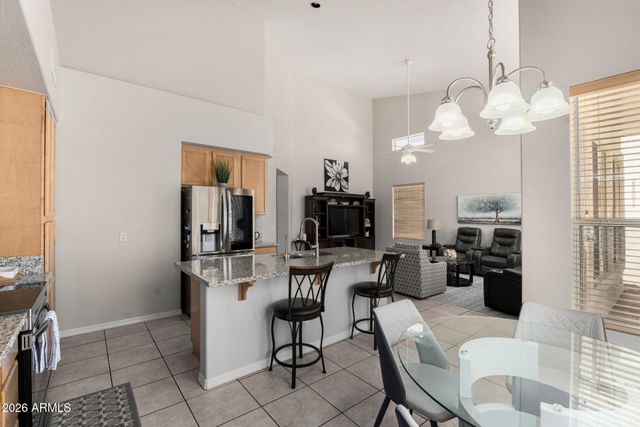 5845 W CHARTER OAK Road, Glendale, AZ 85304