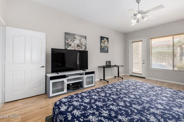 5845 W CHARTER OAK Road, Glendale, AZ 85304