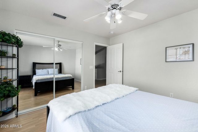 5845 W CHARTER OAK Road, Glendale, AZ 85304