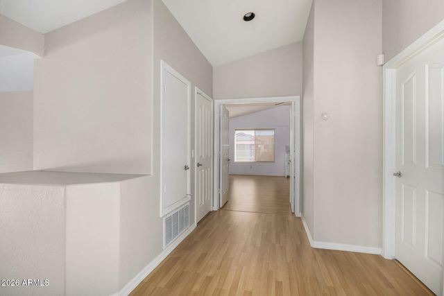 5845 W CHARTER OAK Road, Glendale, AZ 85304