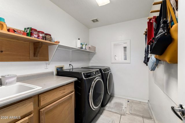 5845 W CHARTER OAK Road, Glendale, AZ 85304