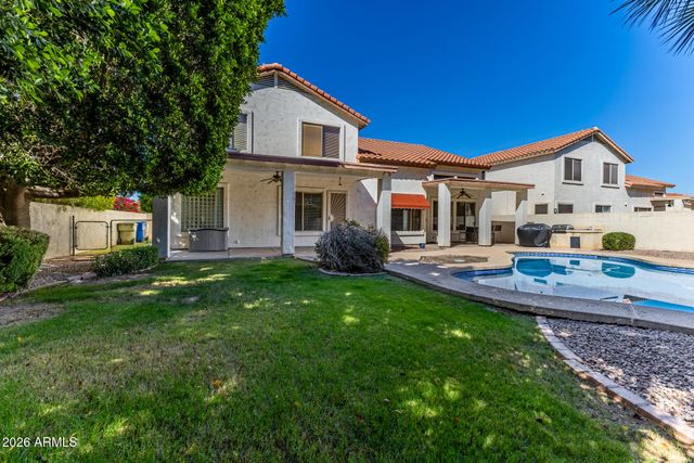 5845 W CHARTER OAK Road, Glendale, AZ 85304