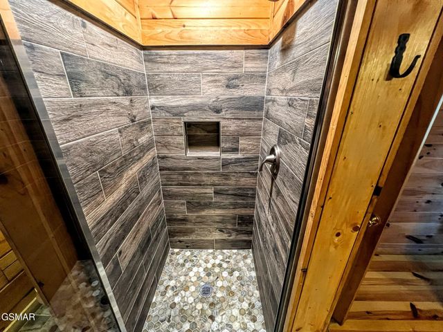 3035 Brothers Way, Sevierville, TN 37862